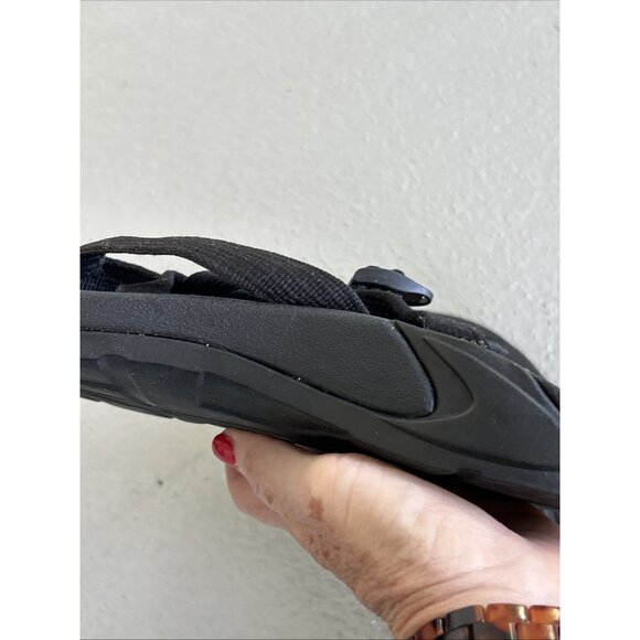 Chaco Classic Womens Size 8 Black Beach Walking Outdoor Strappy Sandals Comfort - Picture 6 of 6